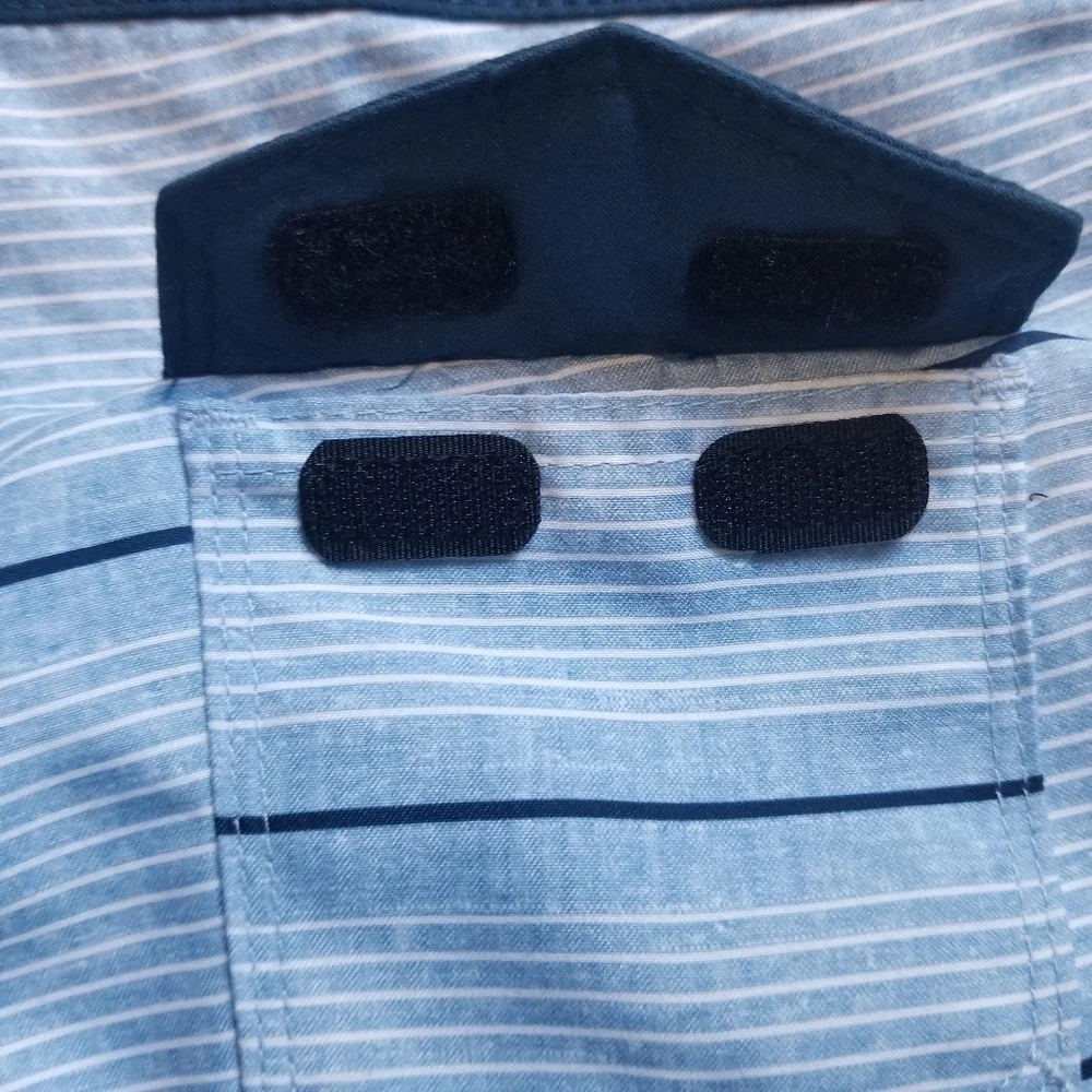 Hurley Shoreline Blue Striped Boys swim shorts Size 5 NWT